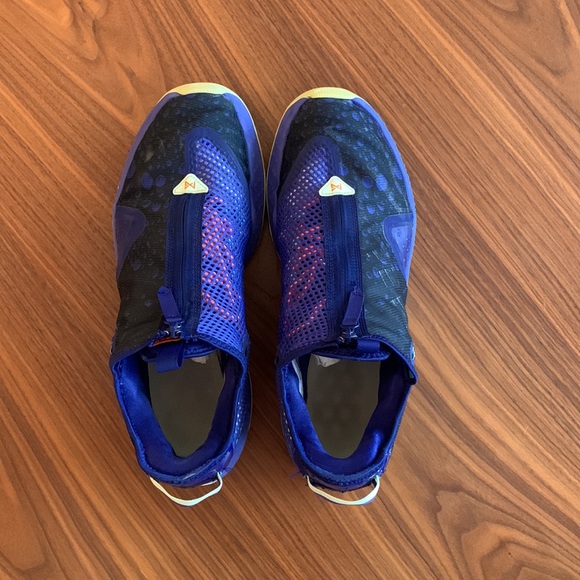 Hi everyone, these are my PG 4 x Gatorade basketball shoes. - Picture 4 of 6